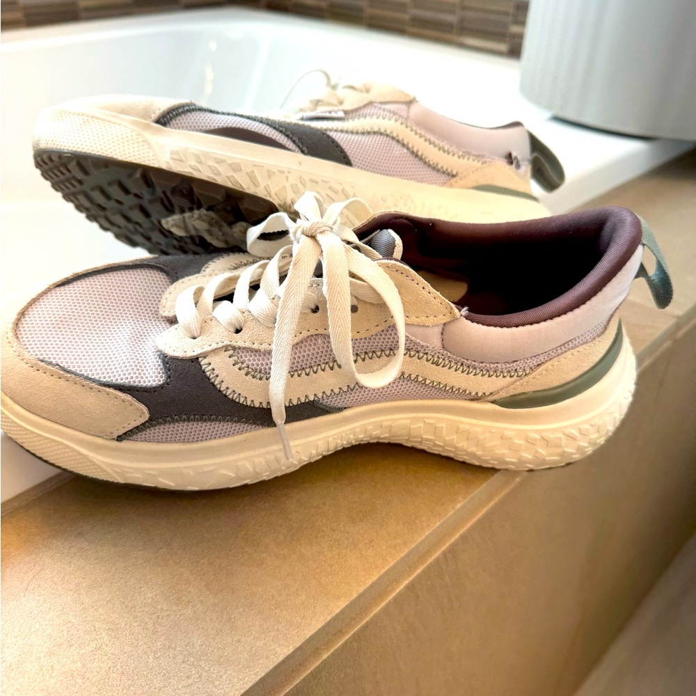 Vans Ultra Range Sneakers